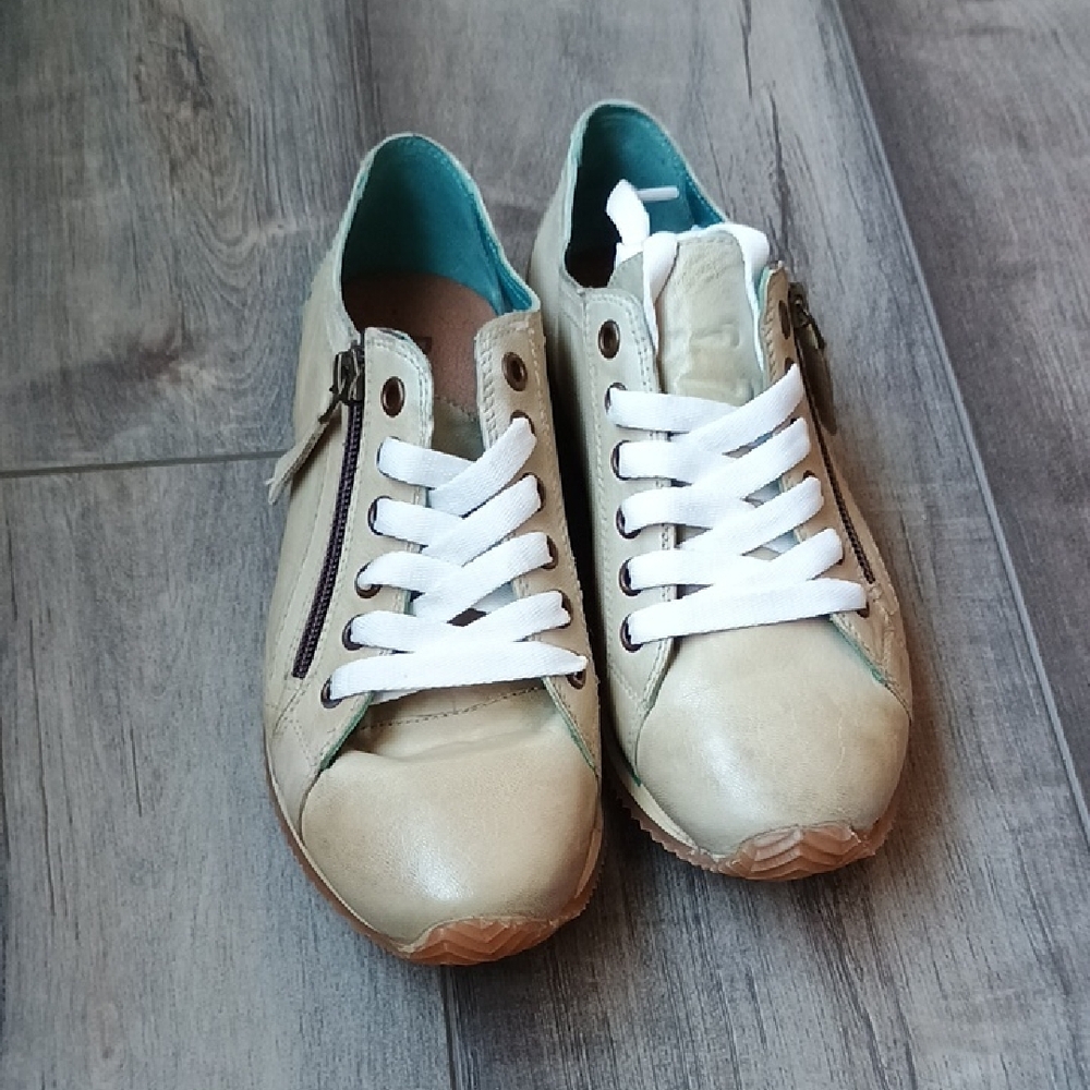 Roan By Bed Stu Women's Cream Tan Leather Sneakers - Picture 6 of 9
